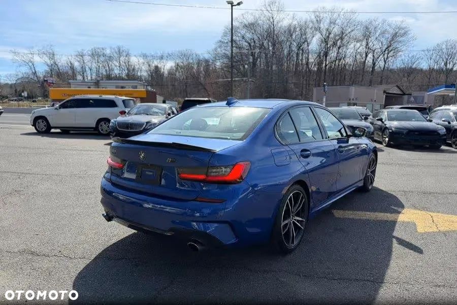 BMW Seria 3 330i xDrive Edition M Sport Shadow - 4