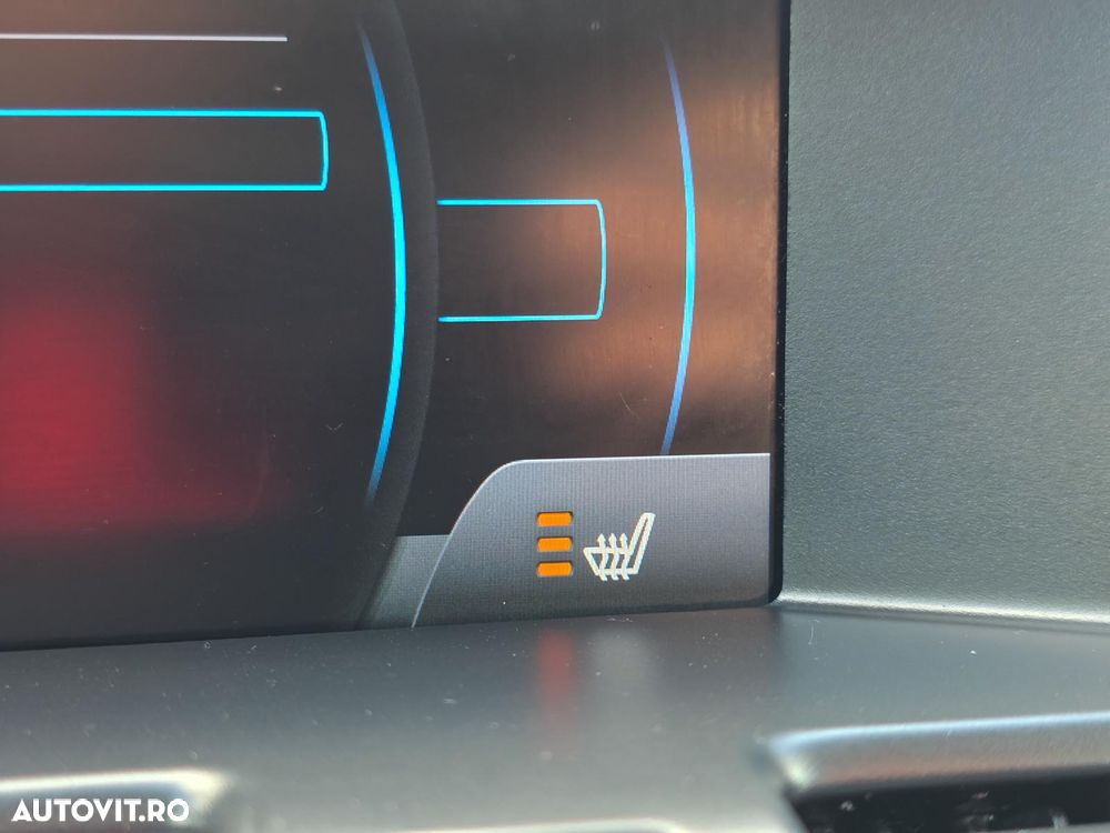 Volvo XC 60 D3 AWD Momentum - 20