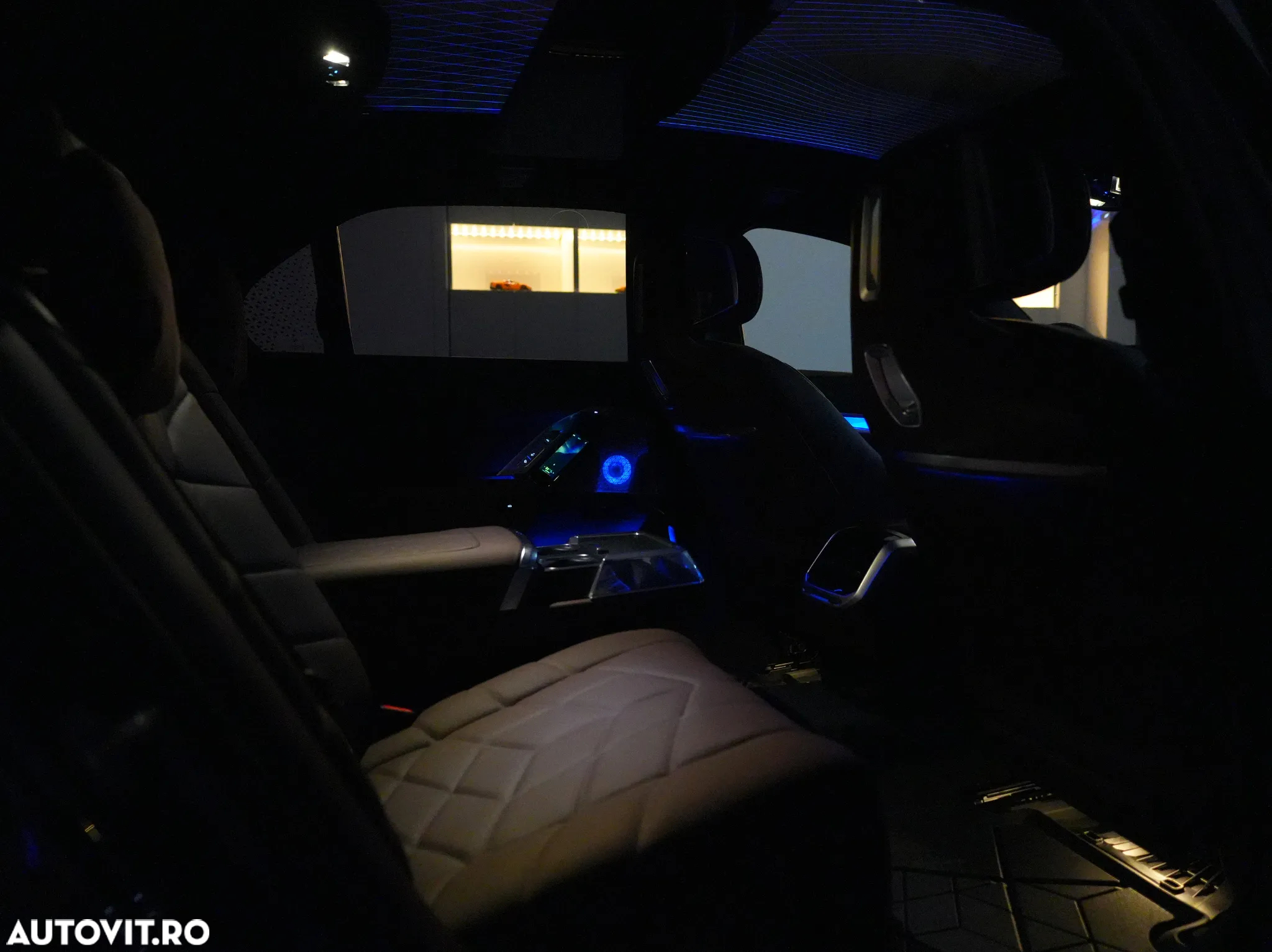 BMW i7 M70 xDrive - 27