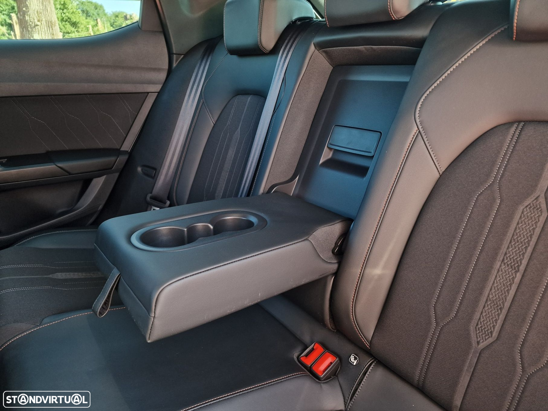 Cupra Leon 1.4 e-Hybrid DSG - 17
