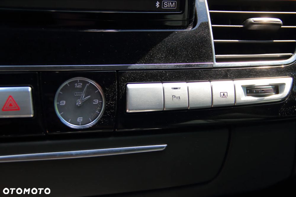 Audi S8 Standard - 35