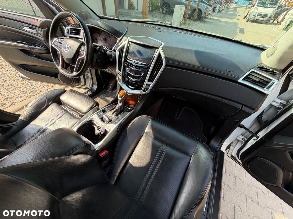 Cadillac SRX - 5