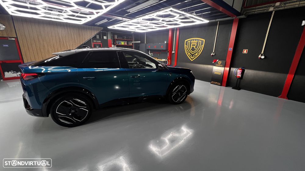 Peugeot E-3008 73 kWh GT - 17