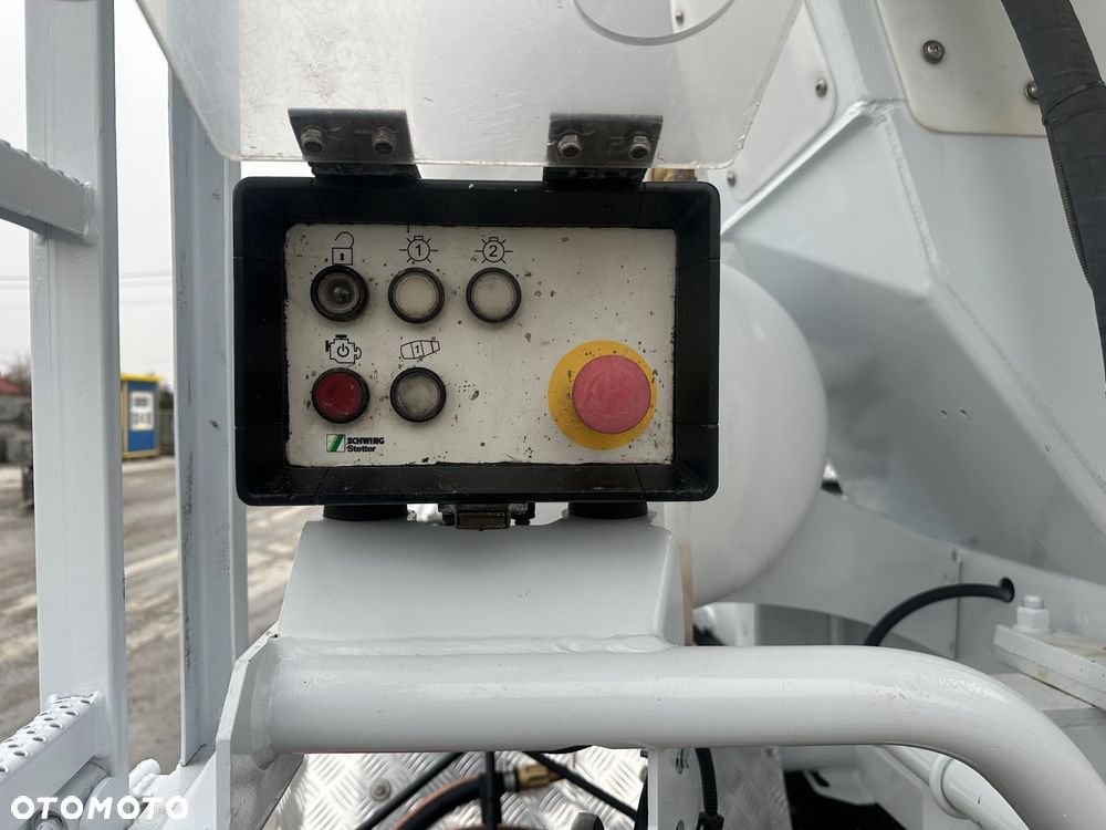 Mercedes-Benz Arosc - 3