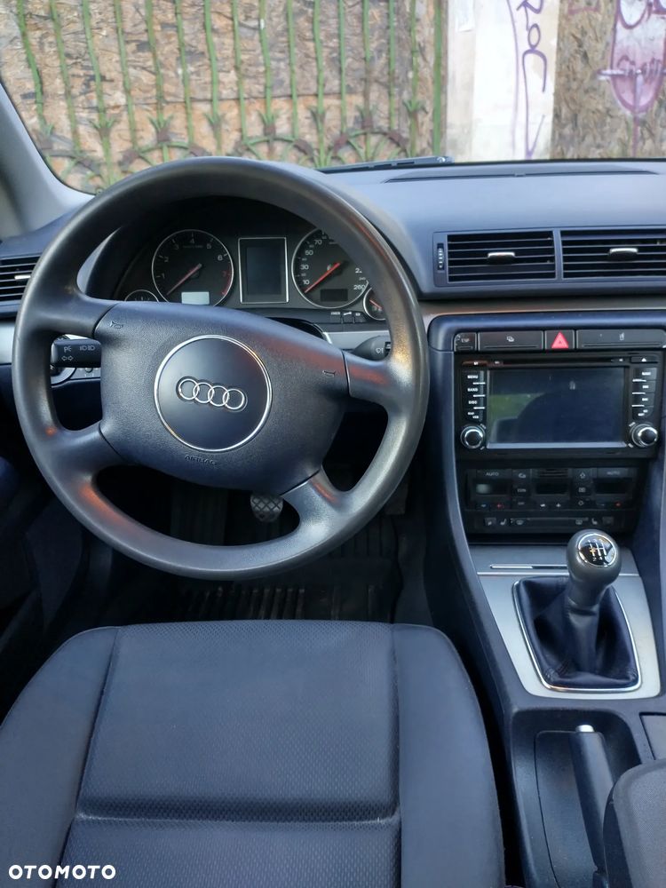Audi A4 Limousine 2 - 19