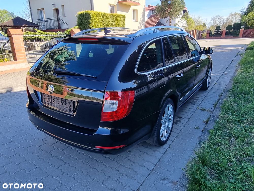 Skoda Superb 2.0 TDI Elegance DSG - 5