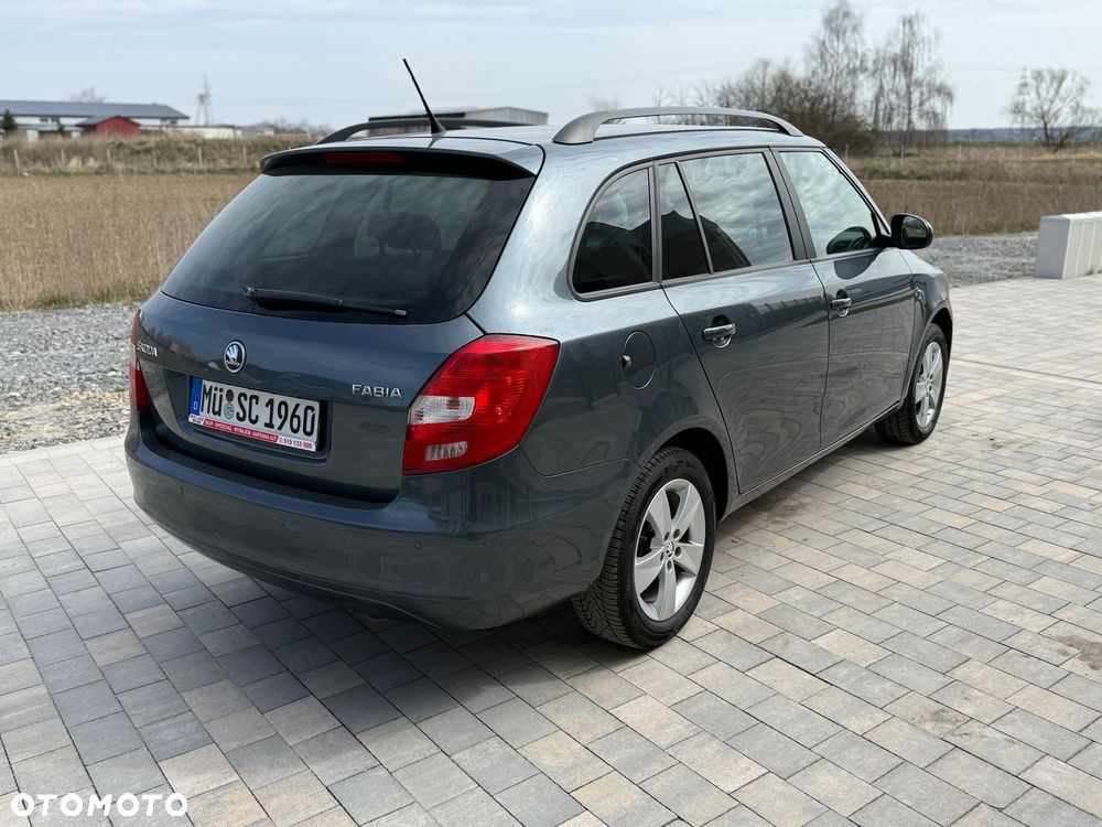 Skoda Fabia 1.2 TSI Monte Carlo - 6