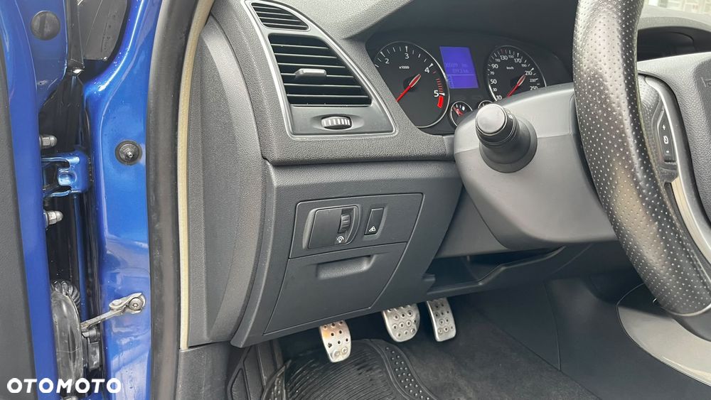 Renault Laguna 2.0 DCi FAP GT - 23