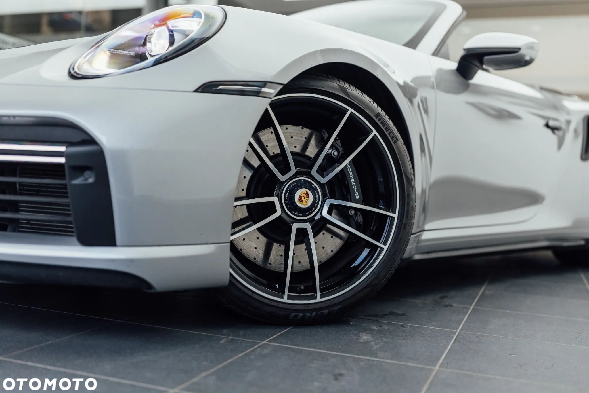 Porsche 911 Carrera Turbo Cabrio - 39