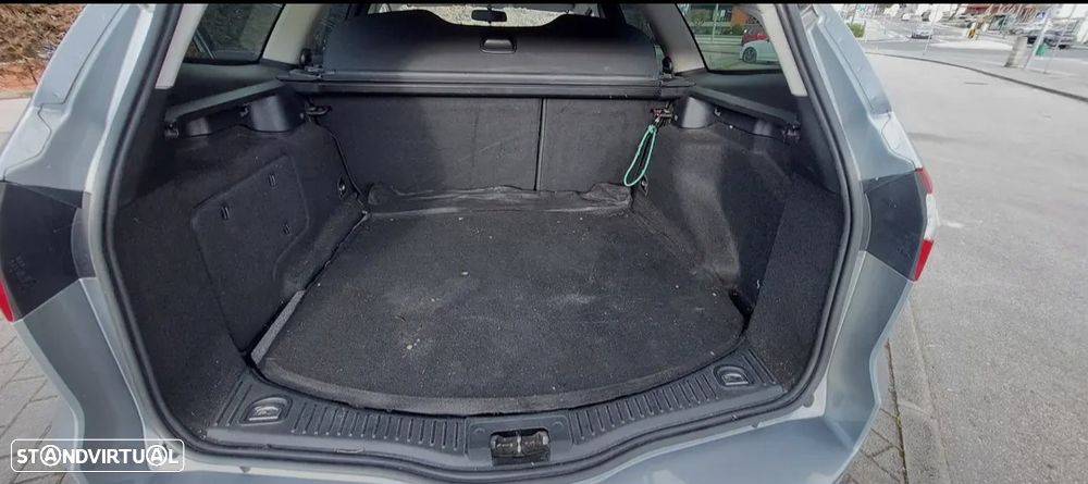 Ford Mondeo SW 1.8 TDCi ECOnetic - 17