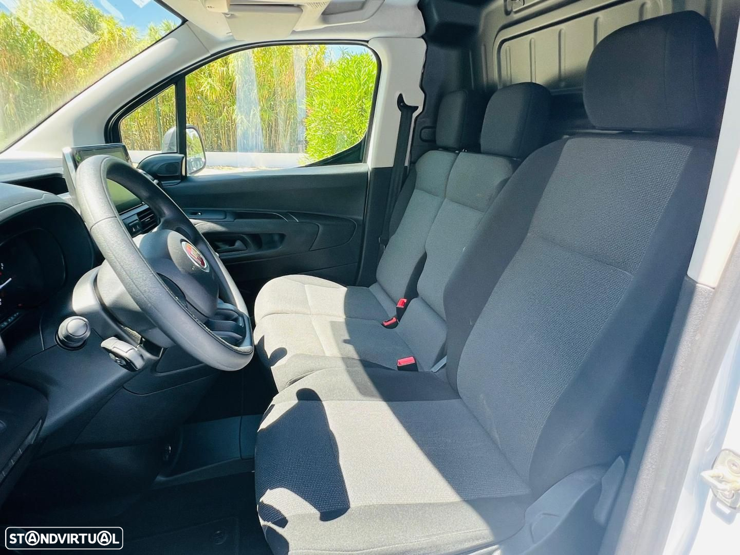 Fiat Doblò Cargo 1.5 BlueHdi Curta - 11