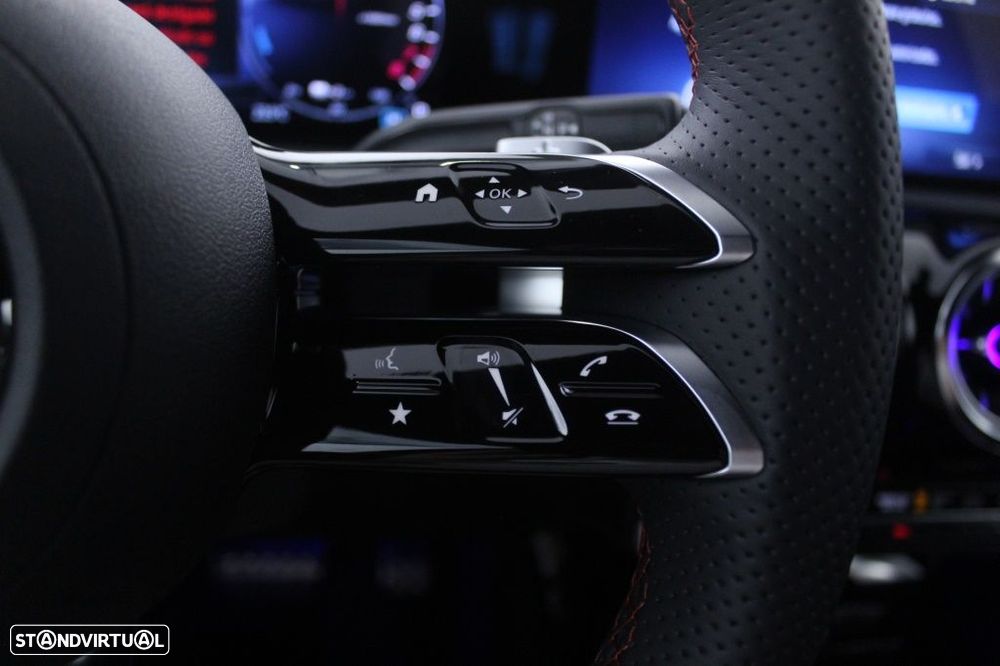 Mercedes-Benz A 250 e AMG Line - 23