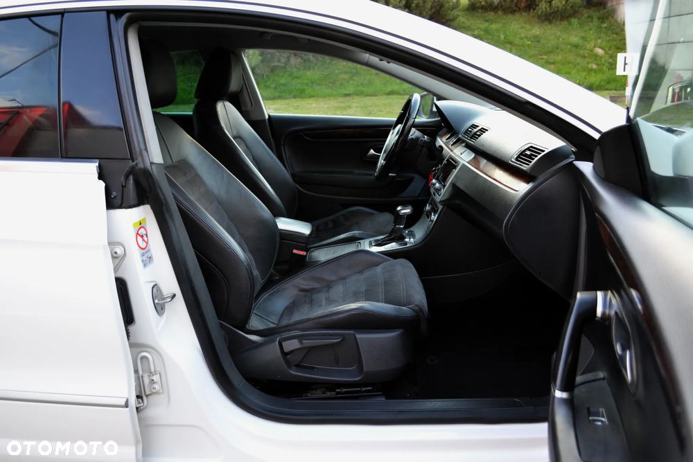 Volkswagen Passat CC 2.0 TDI DSG Exclusive - 11