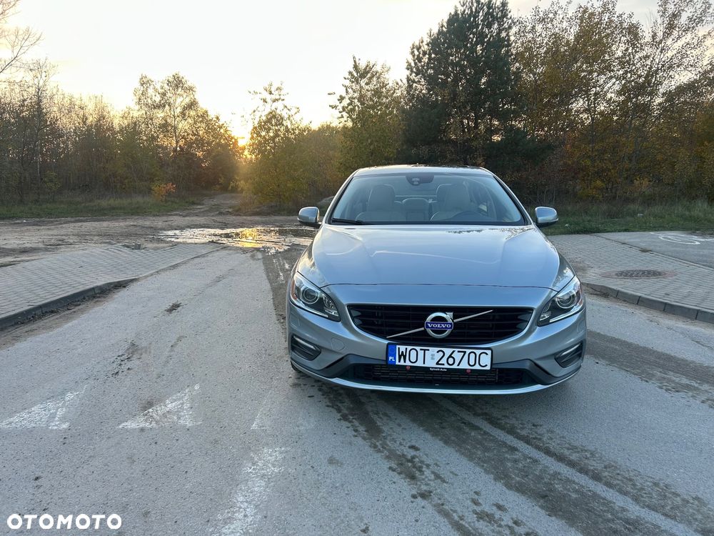 Volvo S60 T5 Drive-E R-Design Momentum - 3