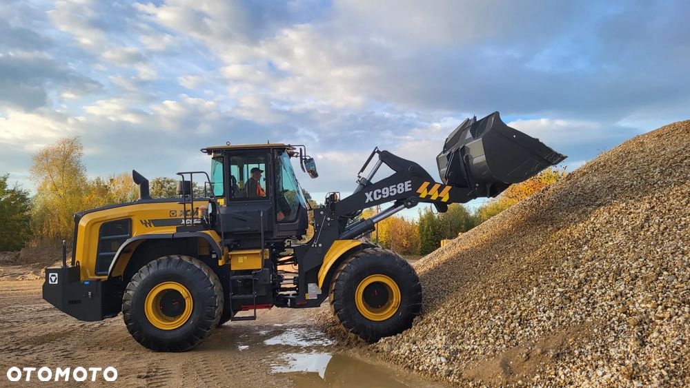 HSW Fadroma Ładowarka kołowa XCMG XC958E - 8