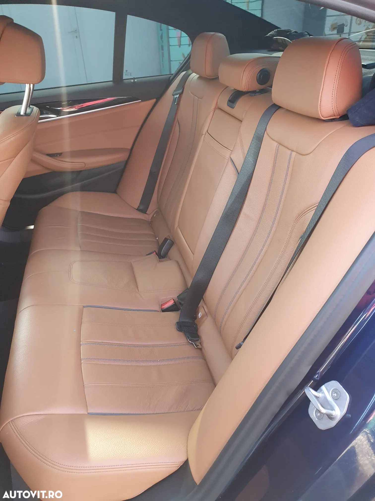 BMW Seria 5 530i AT - 11