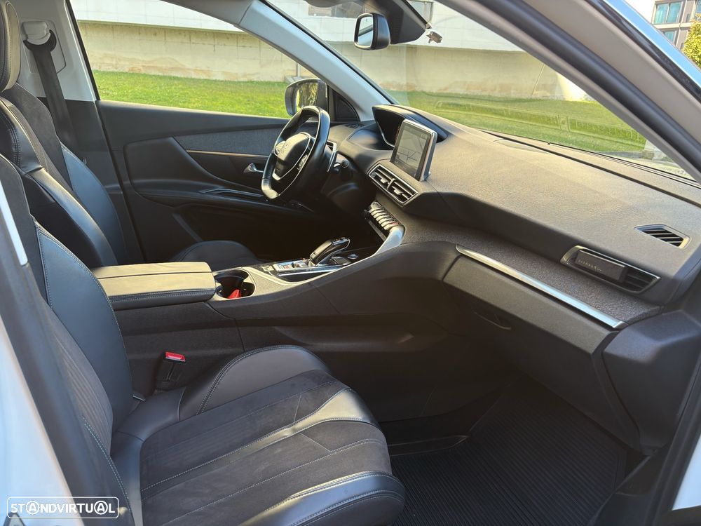 Peugeot 3008 1.6 BlueHDi Allure EAT6 J18 - 16