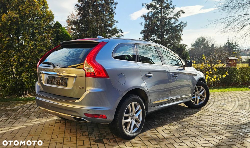 Volvo XC 60 D4 Geartronic Summum - 19