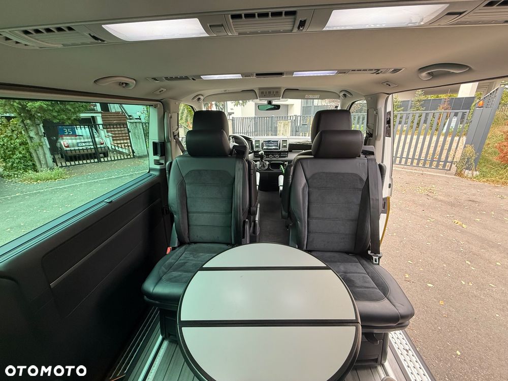 Volkswagen Multivan - 10