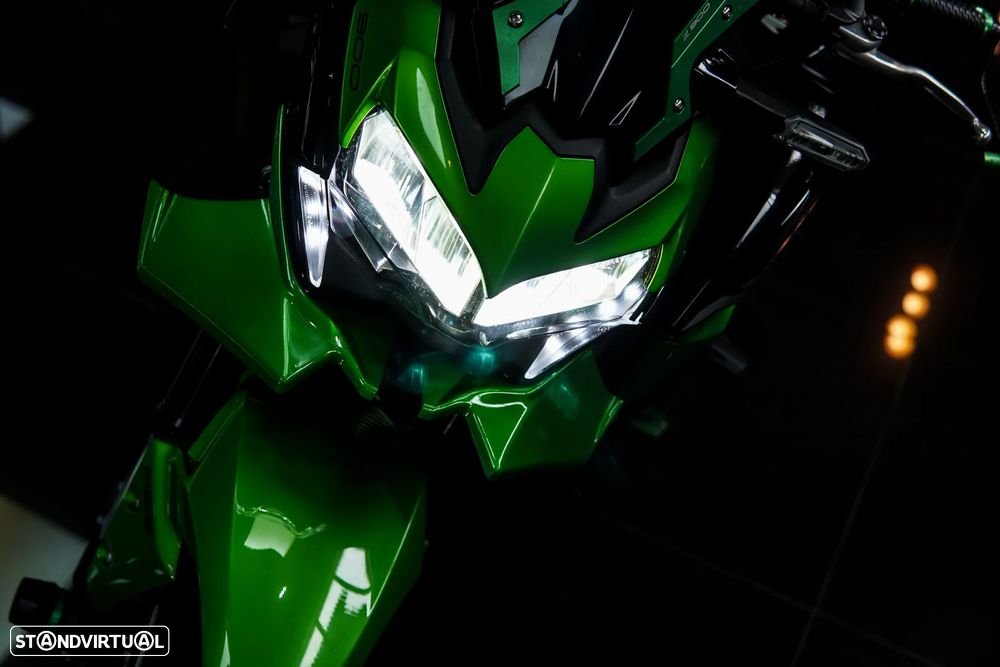 Kawasaki ZR 900 Akrapovic Full Titanium - 15