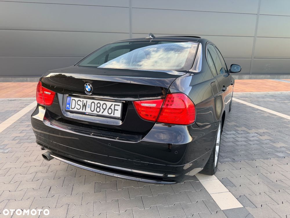 BMW Seria 3 320i Edition Exclusive - 15