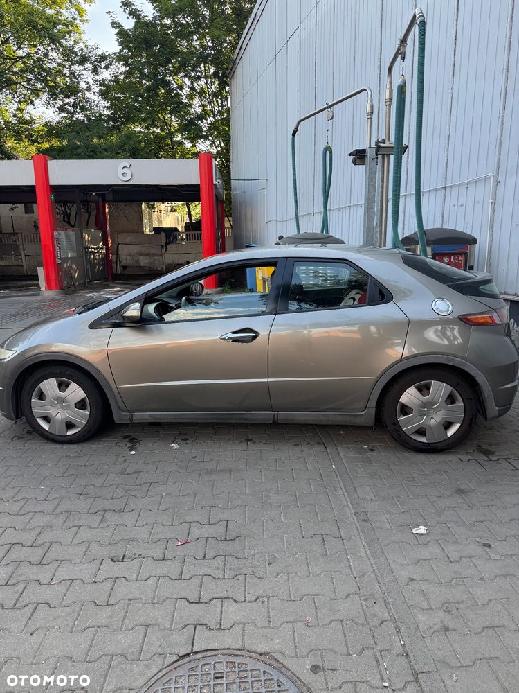 Honda Civic - 4