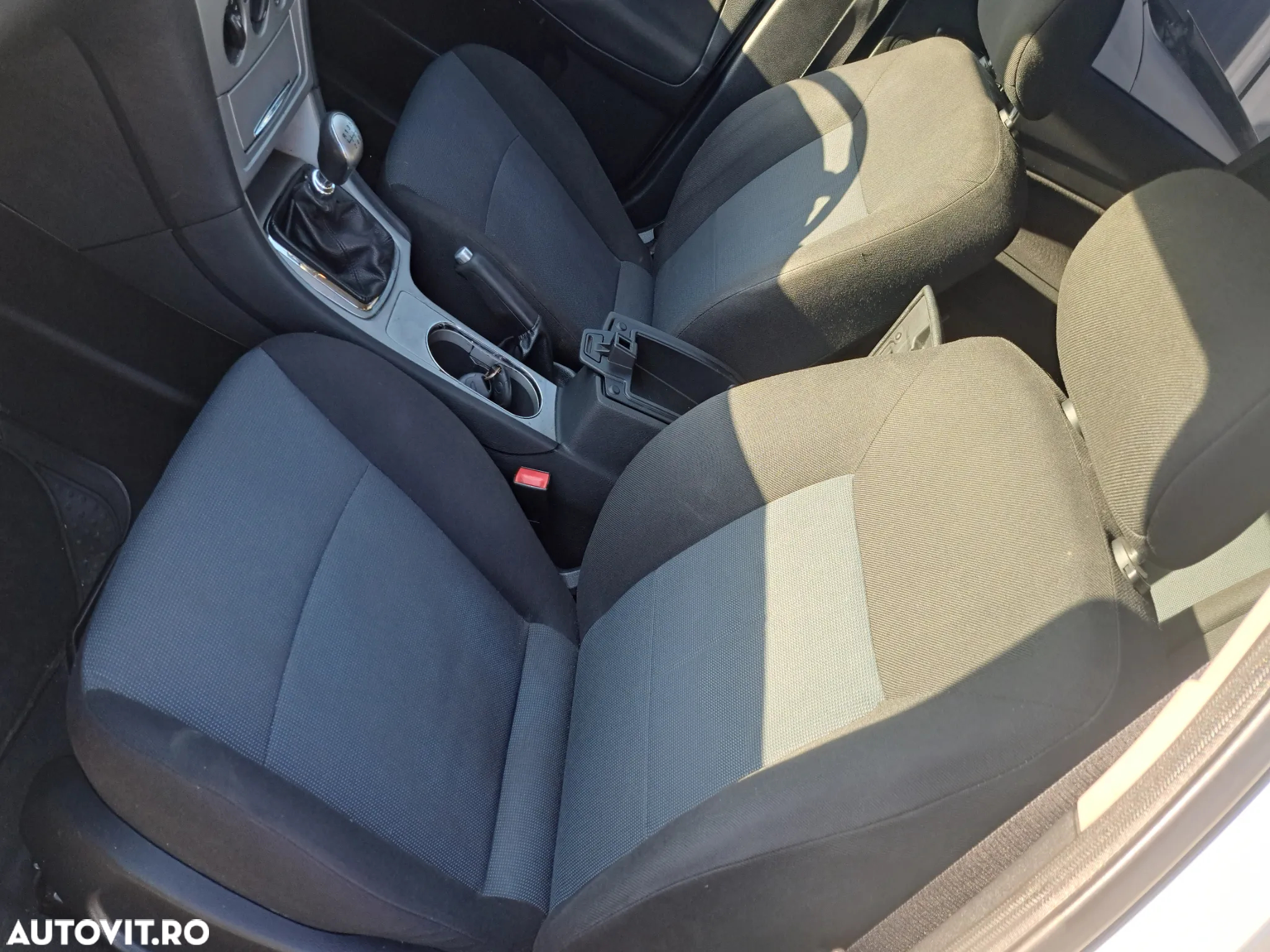 Dezmembram Ford Mondeo Mk42.0 TDCI QXBA - 6