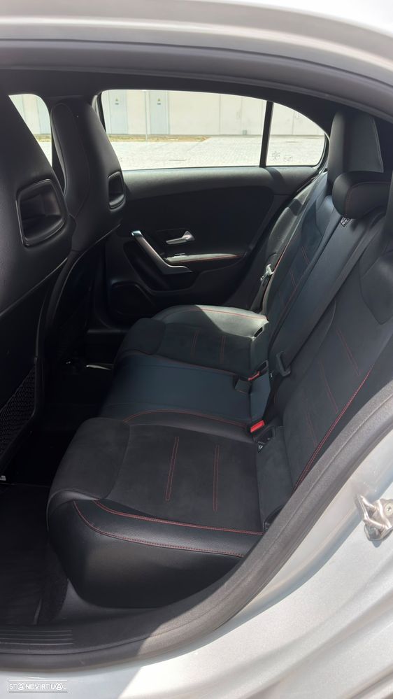 Mercedes-Benz A 250 e AMG Line - 10