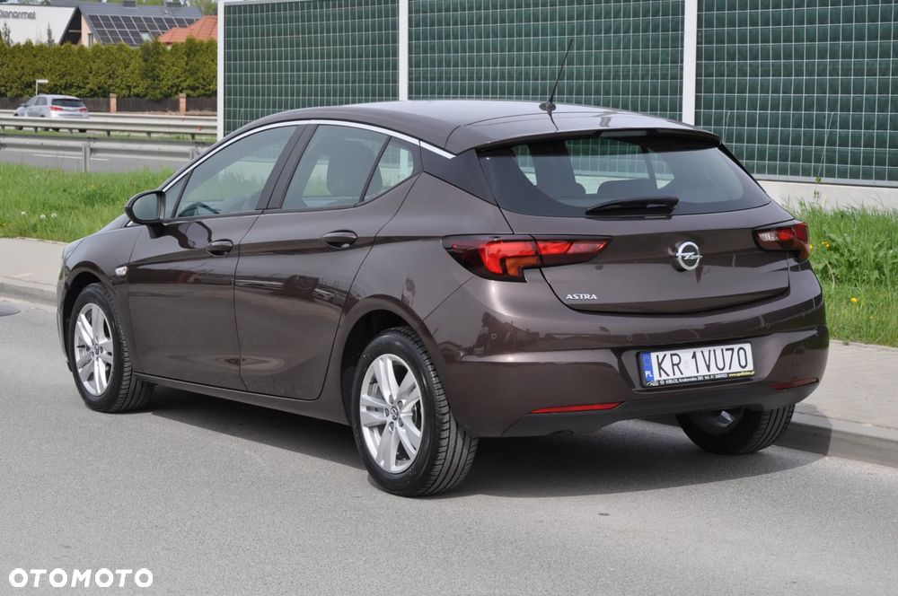Opel Astra V 1.4 T Dynamic - 24