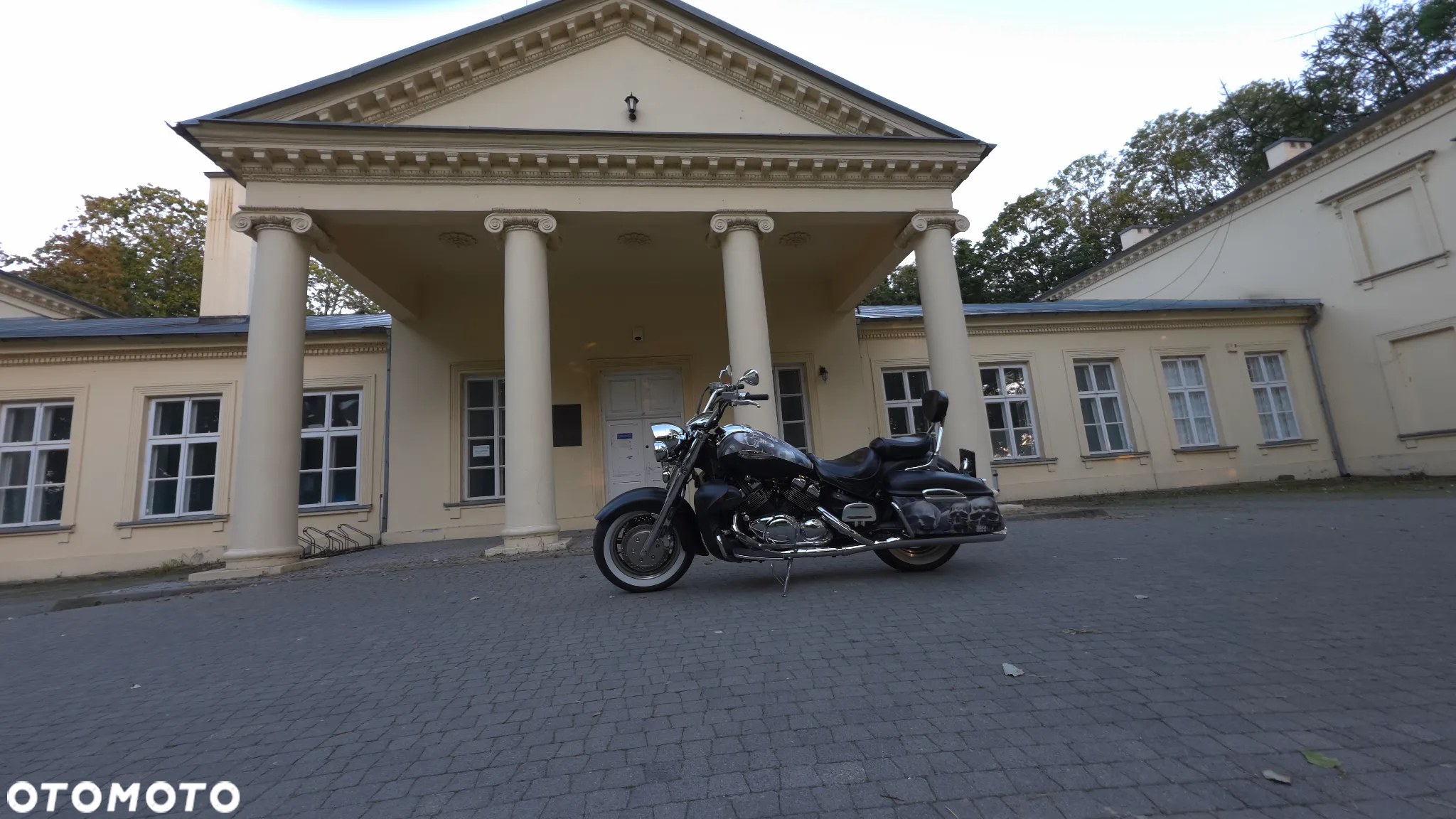 Yamaha XVZ - 11