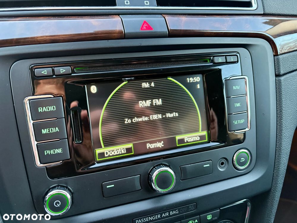 Skoda Superb 2.0 TDI Elegance DSG - 37