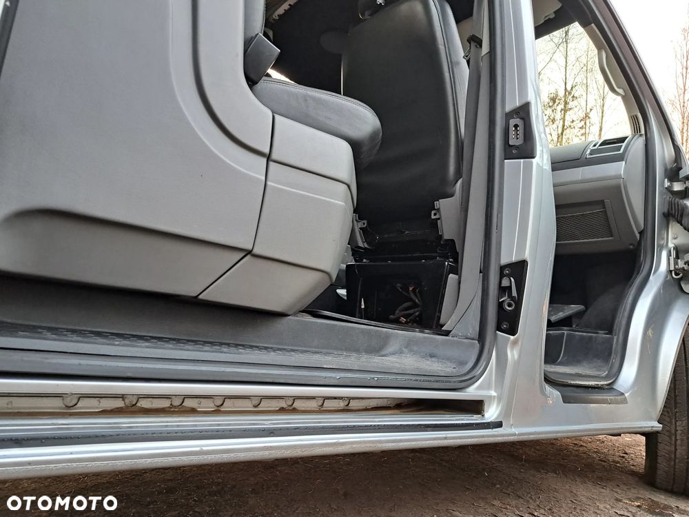 Volkswagen Transporter - 8
