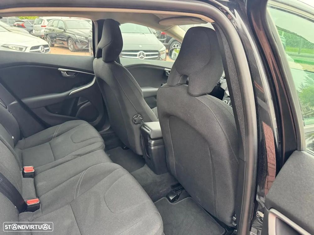 Volvo V40 2.0 D2 Kinetic - 16