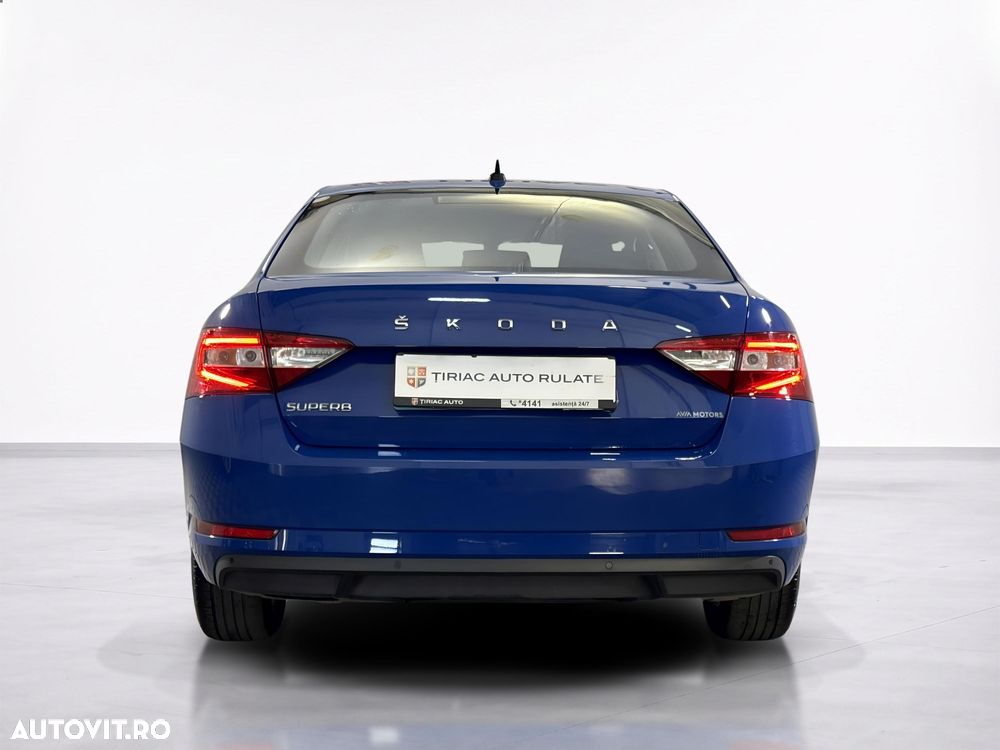 Skoda Superb 2023 photo 4
