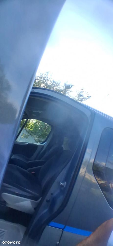 Renault Trafic - 23