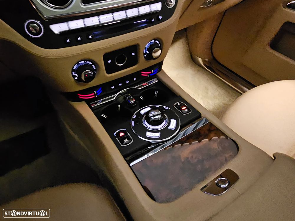 Rolls Royce Ghost - 49