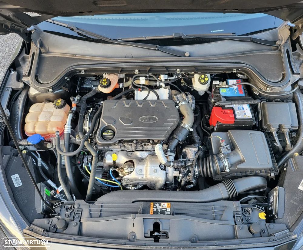 Ford Focus 1.5 TDCi EcoBlue ST-Line - 18