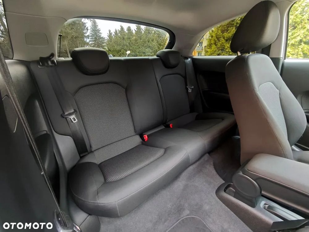Audi A1 1.2 TFSI S line edition - 29