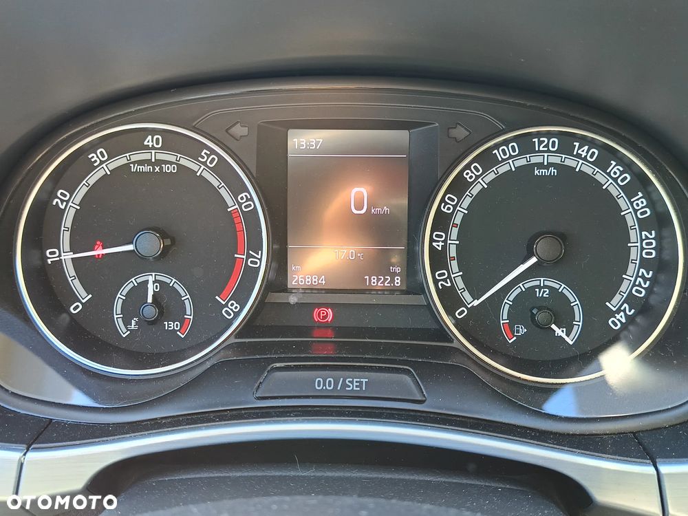 Skoda Fabia 1.0 TSI Ambition - 11