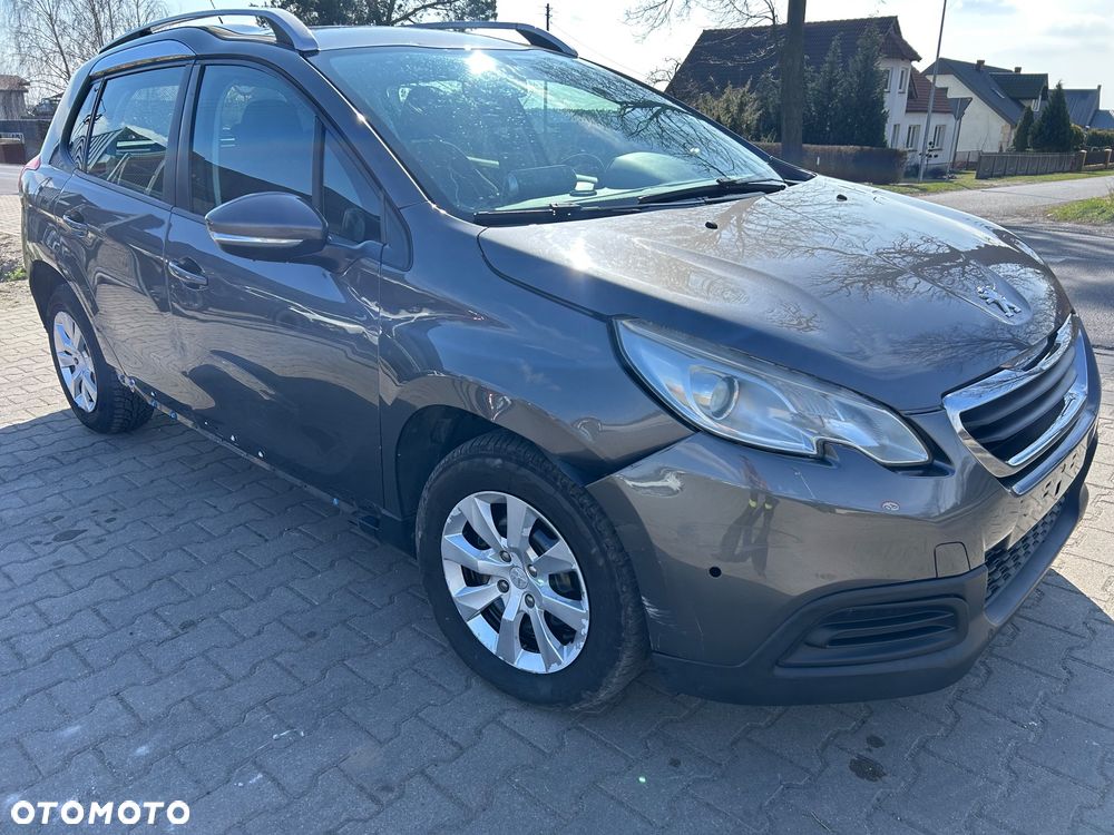 Peugeot 2008 - 4