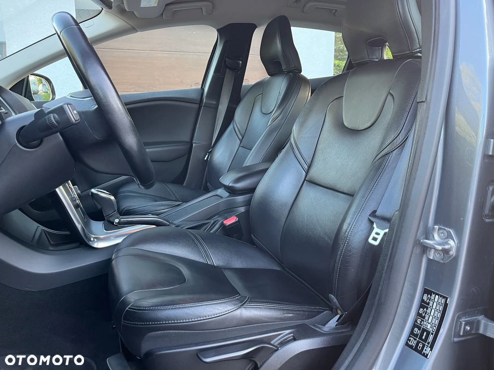 Volvo V40 T3 Drive-E Inscription - 13