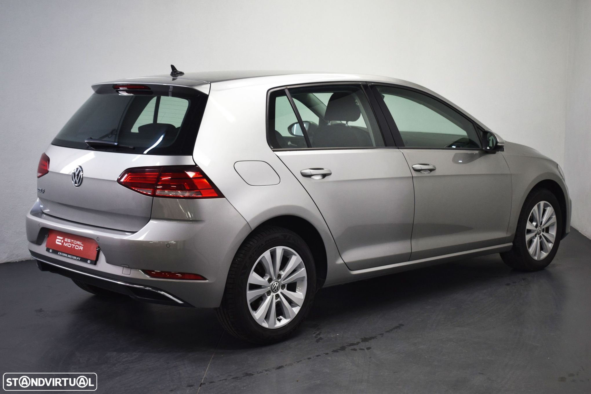 VW Golf 1.6 TDI Confortline - 3