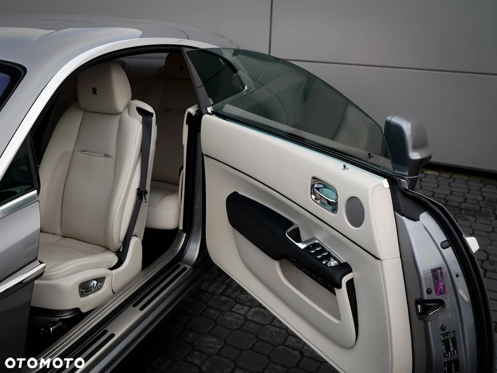 Rolls-Royce Wraith Standard - 12