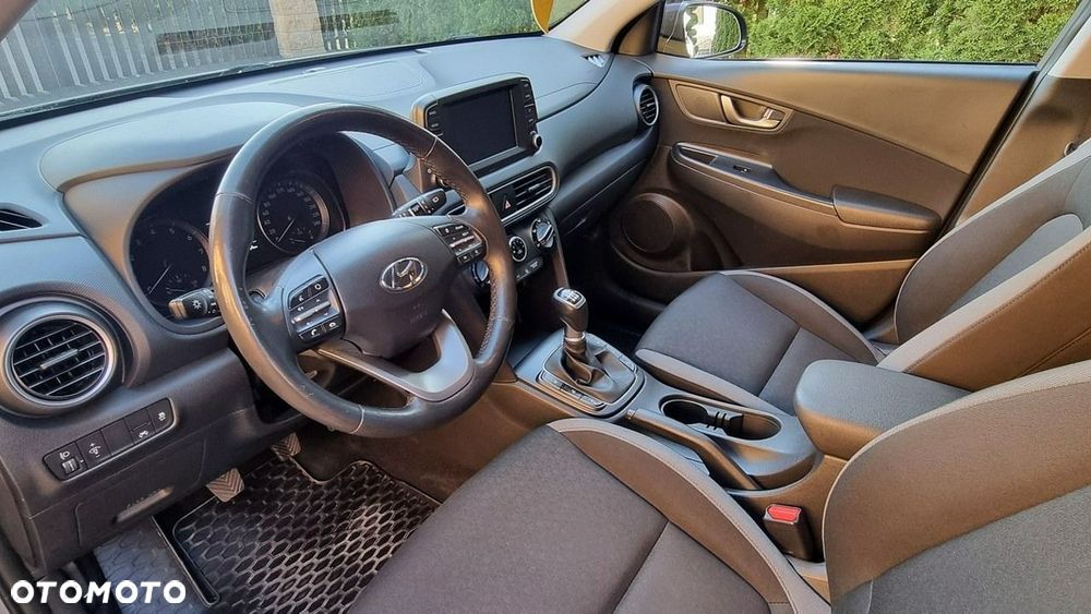Hyundai Kona - 12