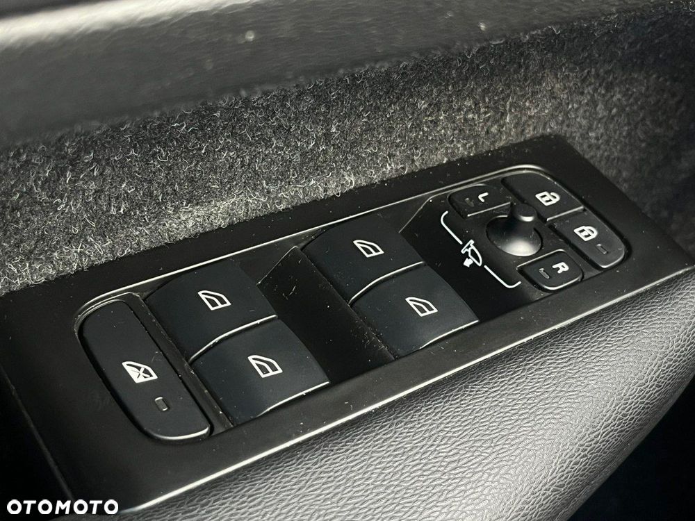 Volvo XC 40 - 34