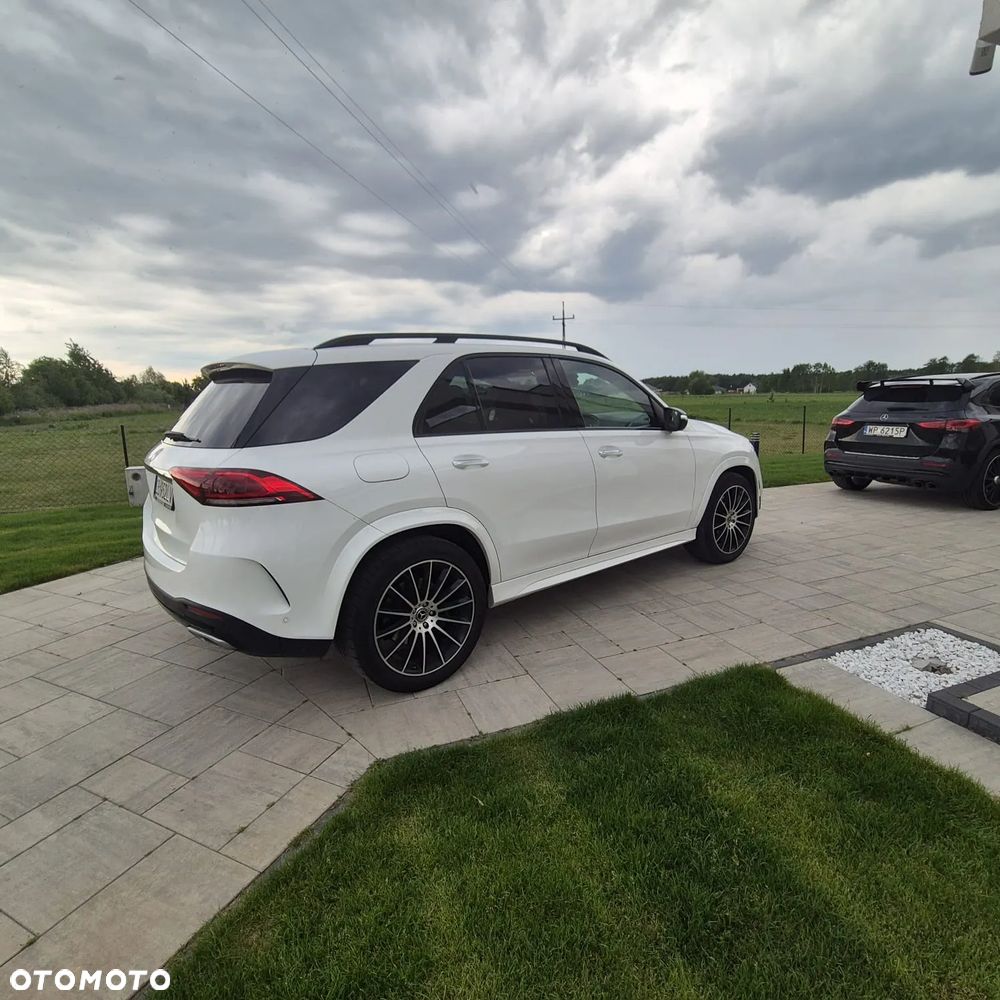 Mercedes-Benz GLE 300 d 4-Matic - 11