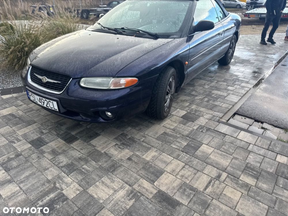 Chrysler Stratus LX 2.0 - 13