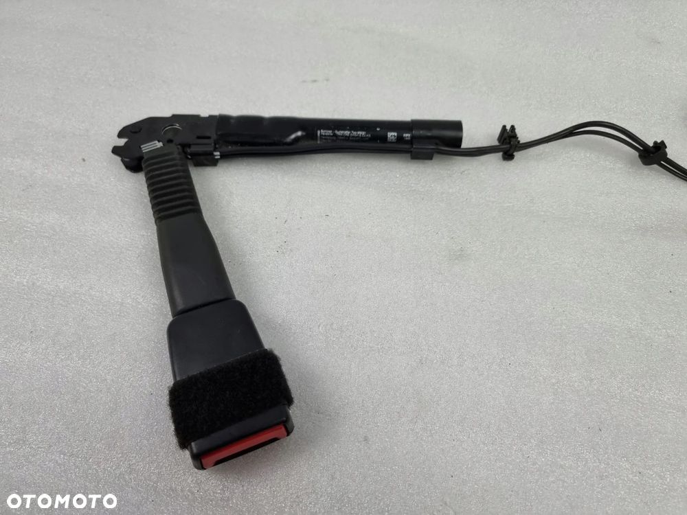 NAPINACZ ZAPIĘCIE PASA PRAWY PRZÓD BMW E81 E87 E82 - 4