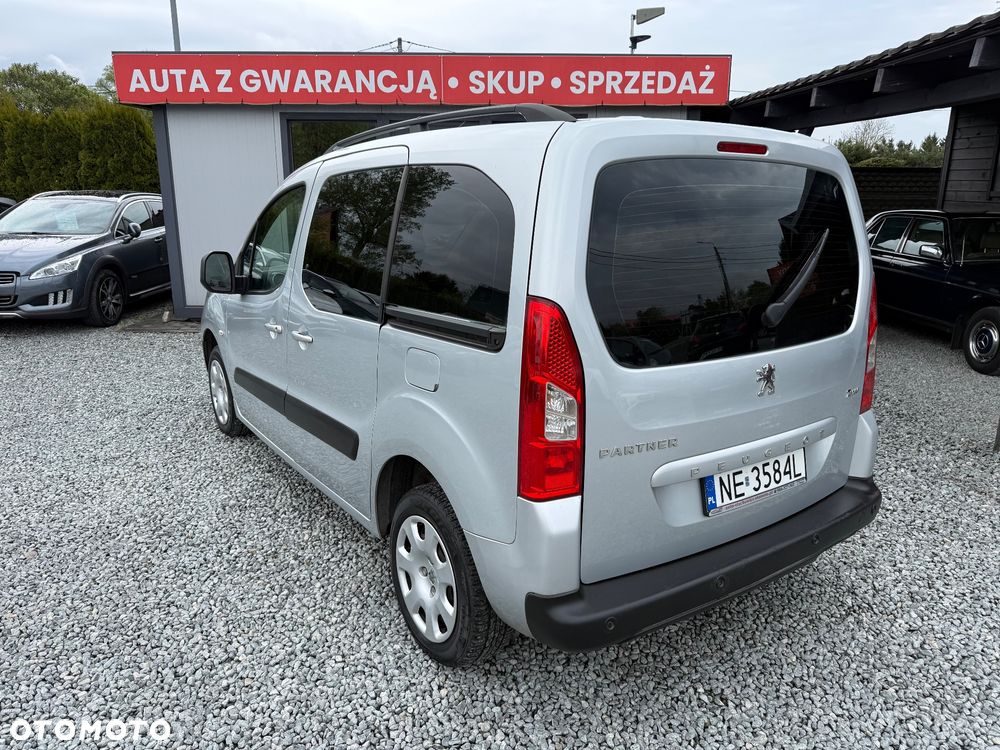 Peugeot Partner 110 Family - 17