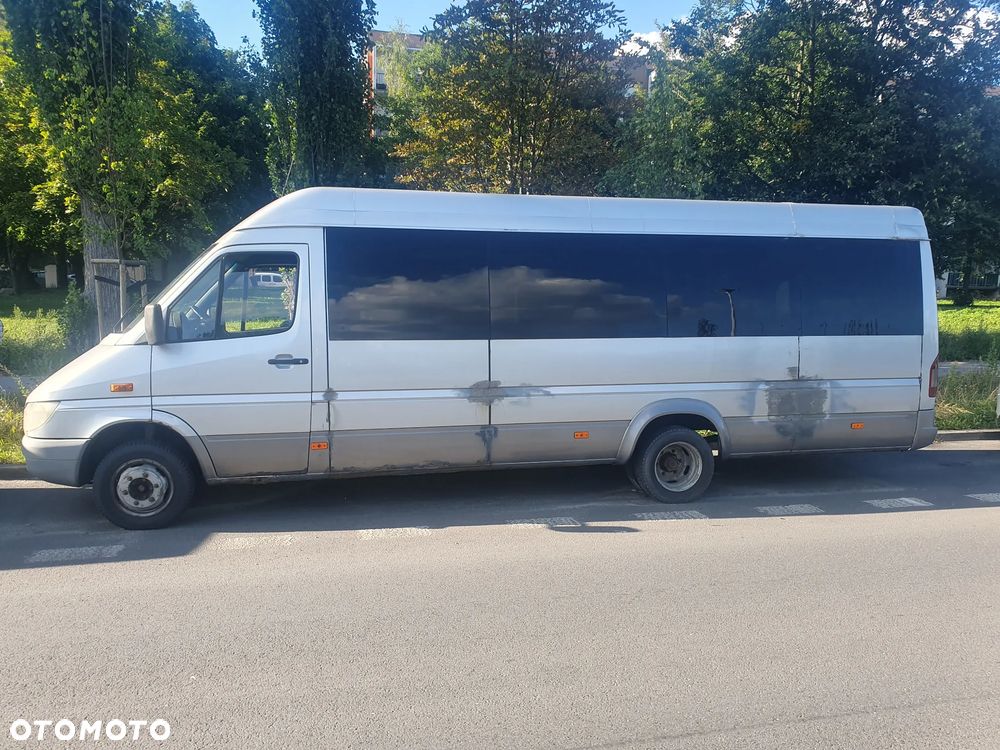 Mercedes-Benz Sprinter 411 - 2